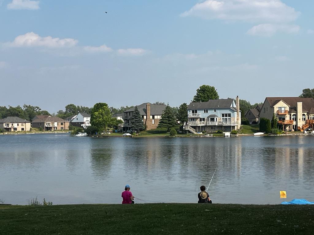 Avon Lakes Village